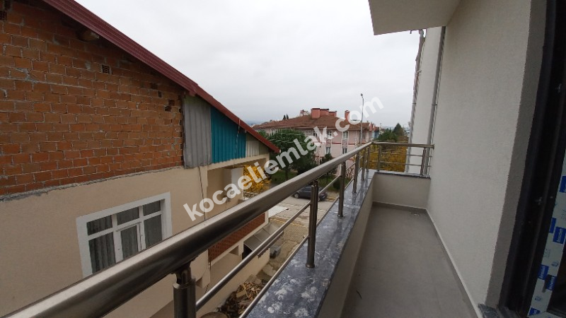 Kartepe Fatih Sultan Mehmet Mahallesi Satılık 4+1 Dubleks Daire