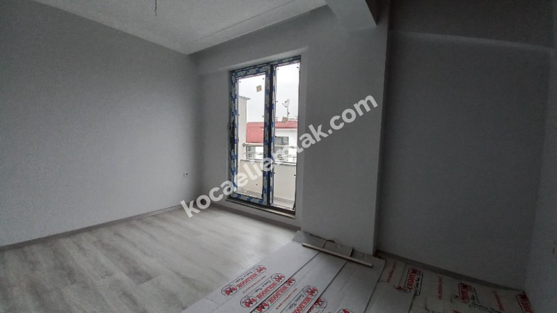 Kartepe Fatih Sultan Mehmet Mahallesi Satılık 4+1 Dubleks Daire