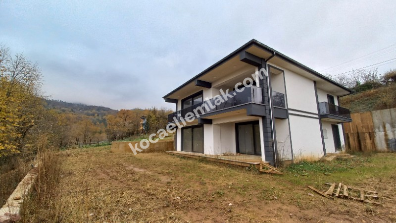 Kartepe Suadiye Satılık Villa Müstakil Ev