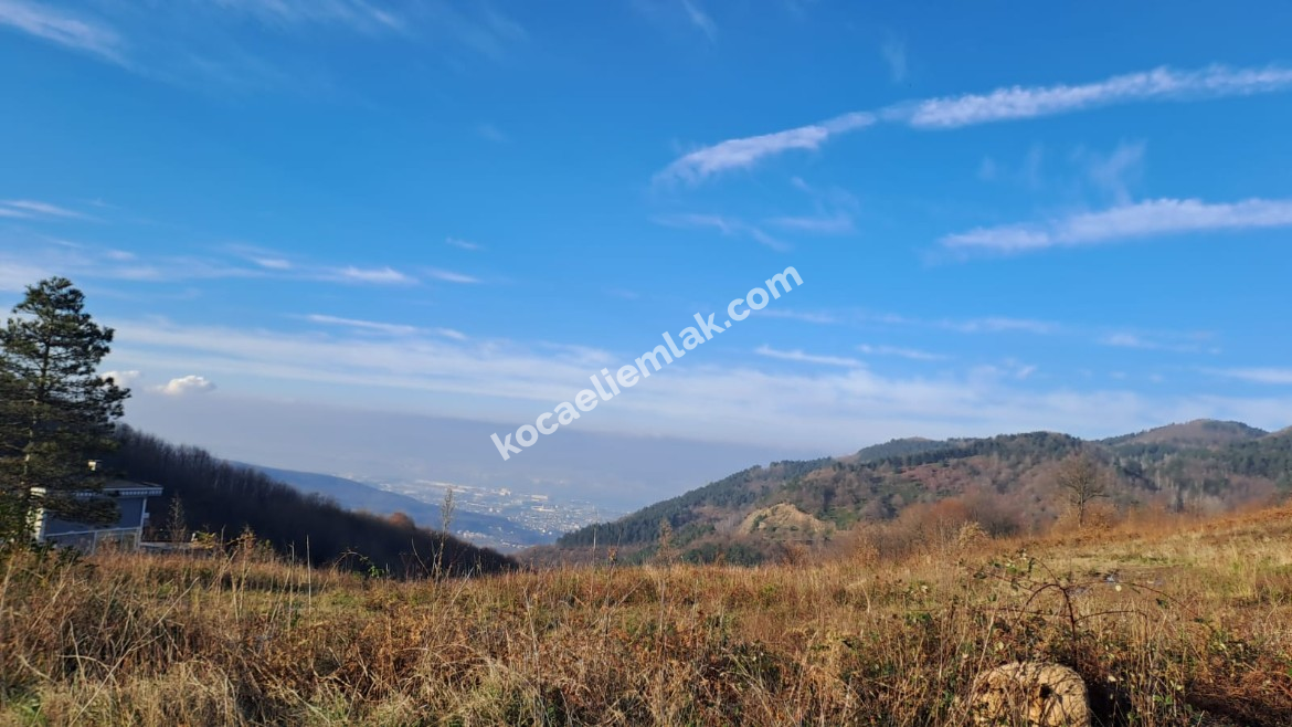 BAŞİSKELE SATILIK SERVETİYE KARŞI  MÜSTAKİL EV