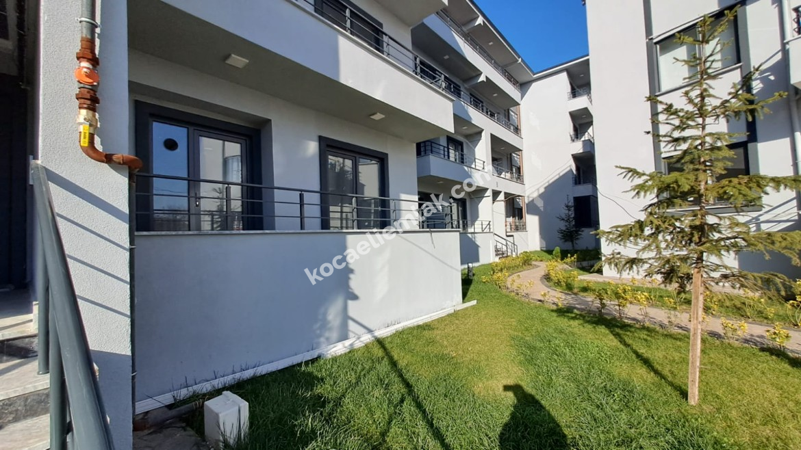 KARTEPE GOLDEN PARK EVLERİ SATILIK DAİRE