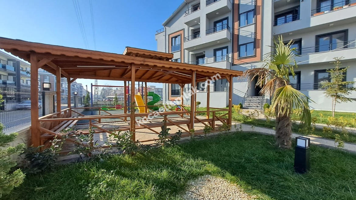 KARTEPE GOLDEN PARK EVLERİ SATILIK DAİRE