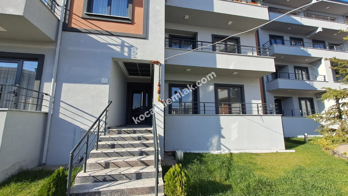 KARTEPE GOLDEN PARK EVLERİ SATILIK DAİRE