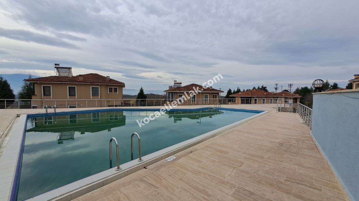 İZMİT AKMEŞE KİRALIK  DAİRE VİLLA EV