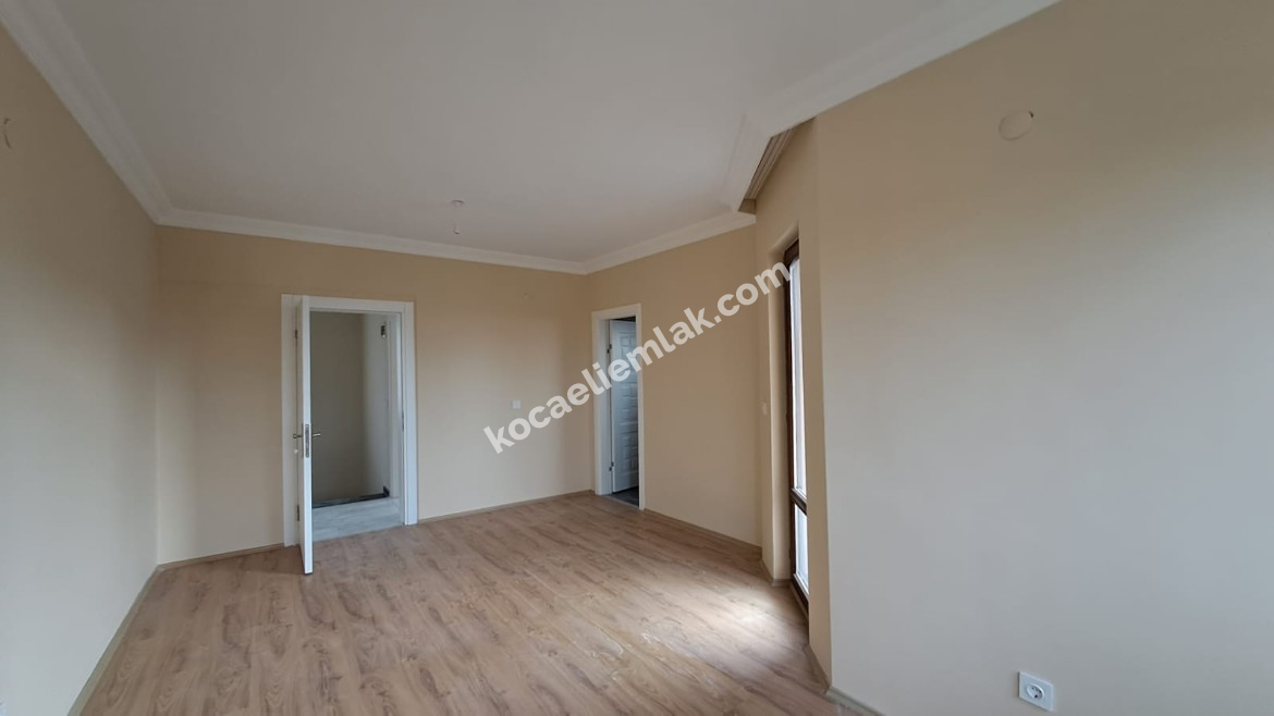 İZMİT AKMEŞE KİRALIK  DAİRE VİLLA EV