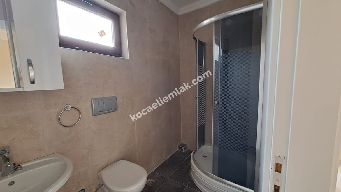 İZMİT AKMEŞE KİRALIK  DAİRE VİLLA EV