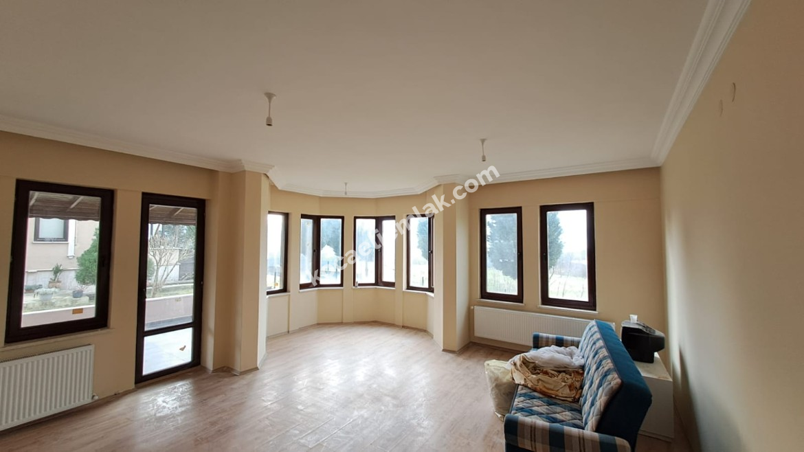 İZMİT AKMEŞE KİRALIK  DAİRE VİLLA EV