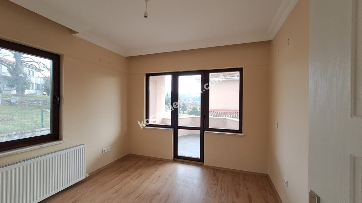 İZMİT AKMEŞE KİRALIK  DAİRE VİLLA EV