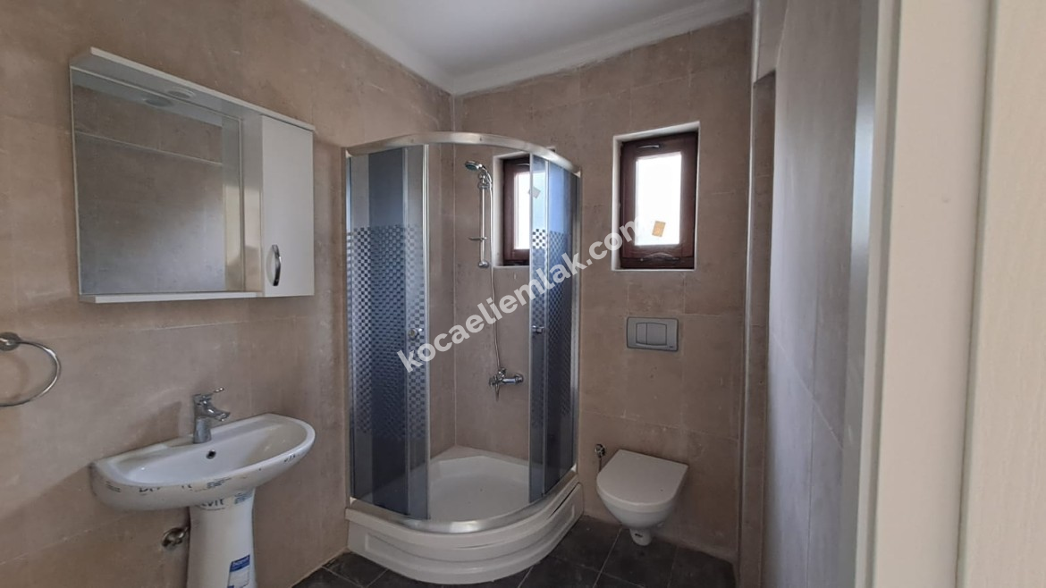 İZMİT AKMEŞE KİRALIK  DAİRE VİLLA EV