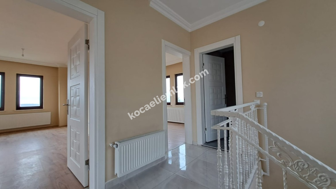 İZMİT AKMEŞE KİRALIK  DAİRE VİLLA EV