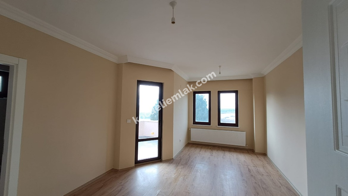 İZMİT AKMEŞE KİRALIK  DAİRE VİLLA EV