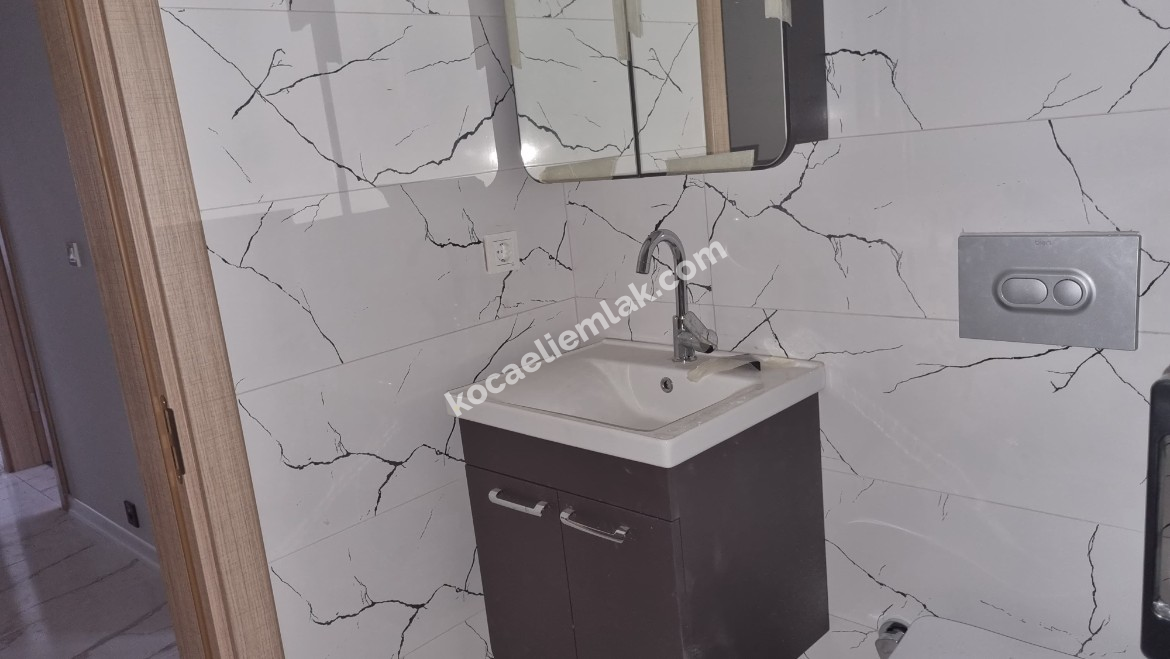 KARTEPE ERTUĞRUL GAZİ MAHALLESİ SATILIK 0 ÇATI DUBLEKSİ