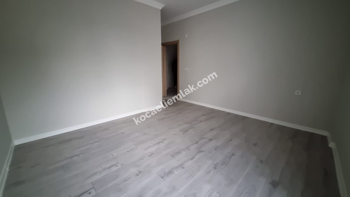 KARTEPE ERTUĞRUL GAZİ MAHALLESİ SATILIK 0 ÇATI DUBLEKSİ