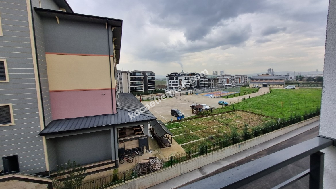 KARTEPE ERTUĞRUL GAZİ MAHALLESİ SATILIK 0 ÇATI DUBLEKSİ