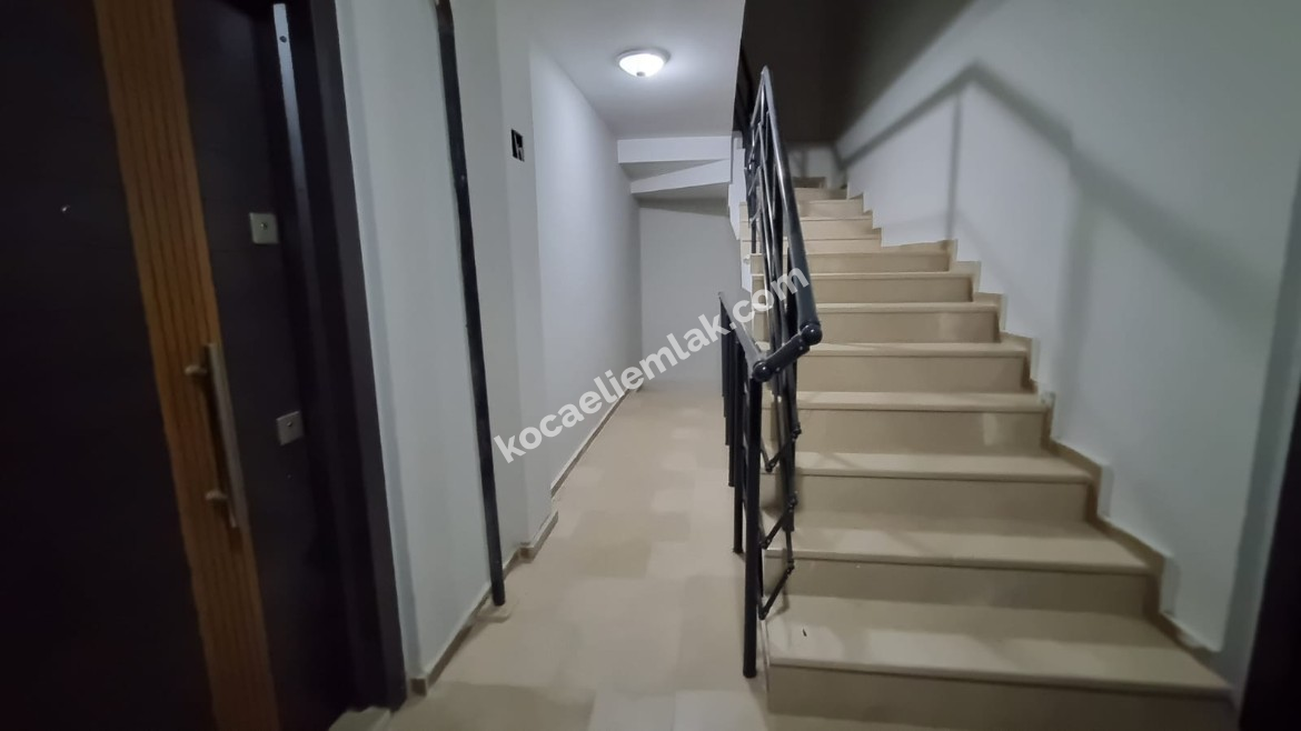 KARTEPE ERTUĞRUL GAZİ MAHALLESİ SATILIK 0 ÇATI DUBLEKSİ