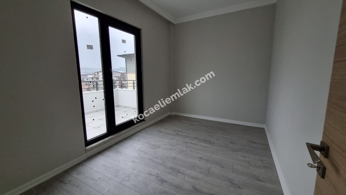 KARTEPE ERTUĞRUL GAZİ MAHALLESİ SATILIK 0 ÇATI DUBLEKSİ