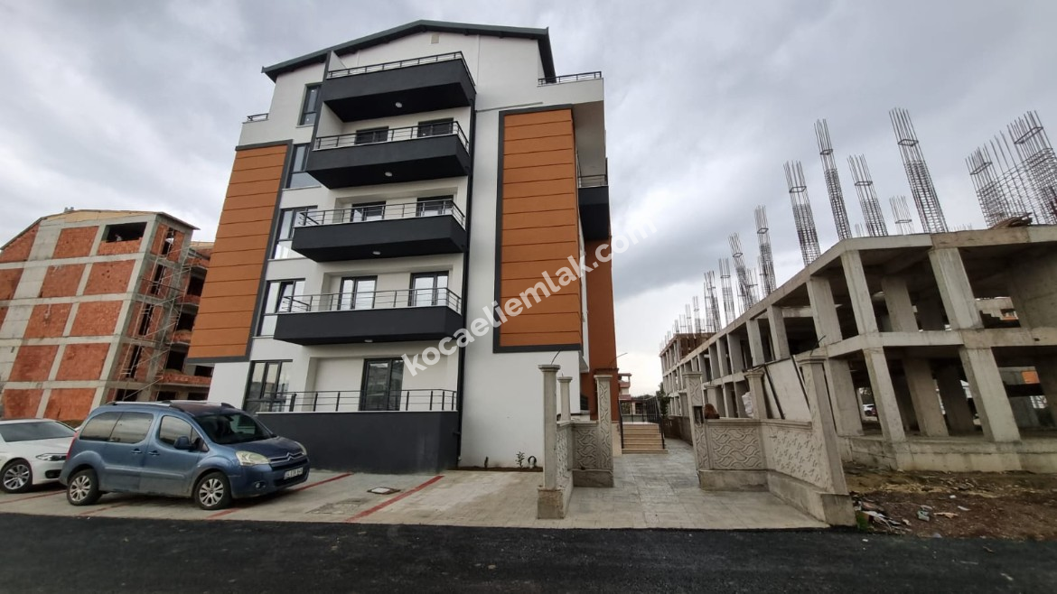 KARTEPE ERTUĞRUL GAZİ MAHALLESİ SATILIK 0 ÇATI DUBLEKSİ
