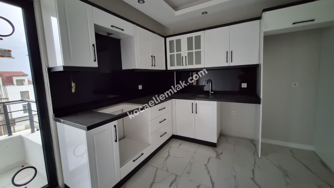 KARTEPE ERTUĞRUL GAZİ MAHALLESİ SATILIK 0 ÇATI DUBLEKSİ