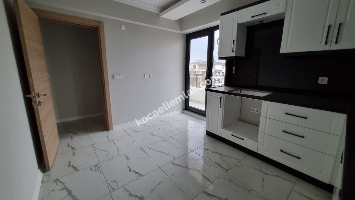 KARTEPE ERTUĞRUL GAZİ MAHALLESİ SATILIK 0 ÇATI DUBLEKSİ