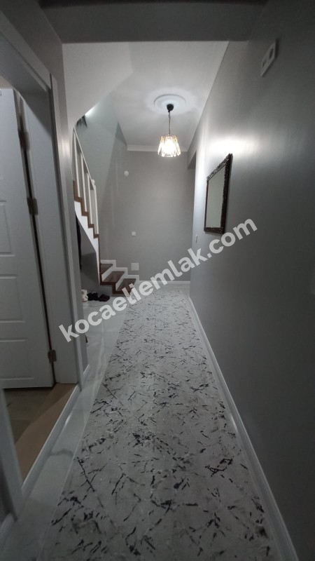 Kartepe Ertuğrulgazi Mahallesi Satılık Müstakil Ev 