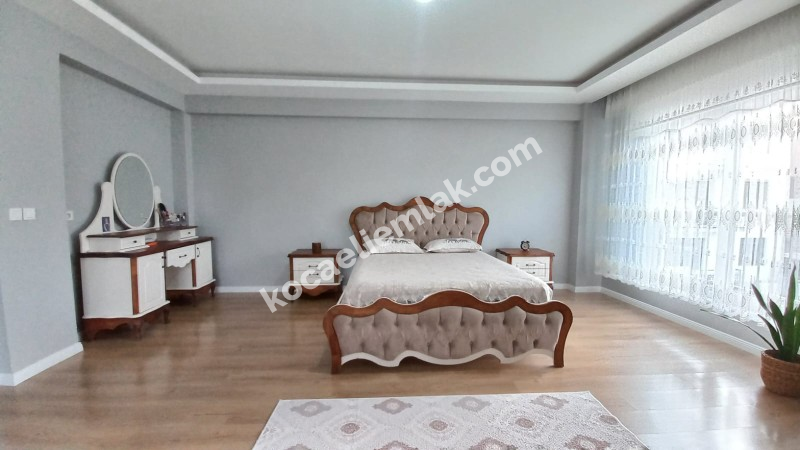 Kartepe Ertuğrulgazi Mahallesi Satılık Müstakil Ev 