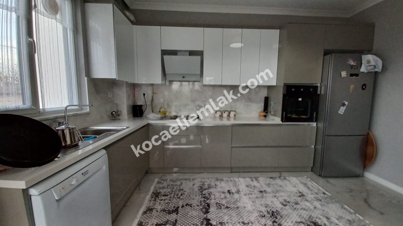 Kartepe Ertuğrulgazi Mahallesi Satılık Müstakil Ev 