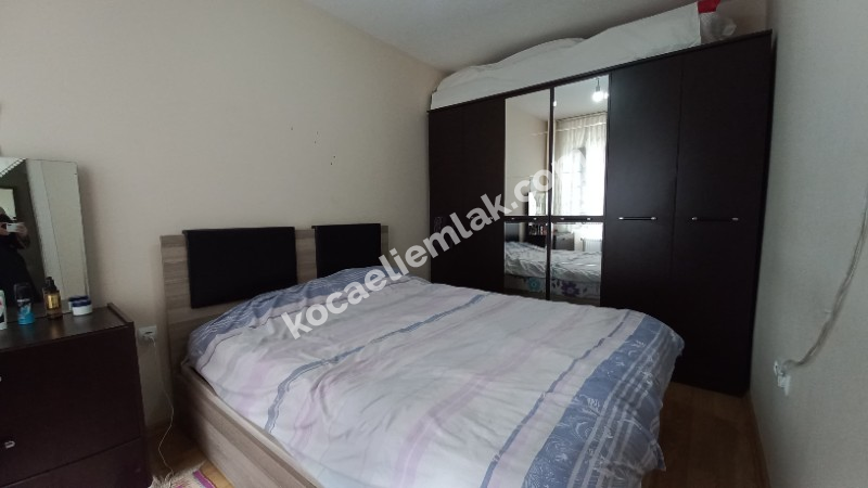 İzmit Akpınar TOKİ Konutları Evleri Satılık Daire 