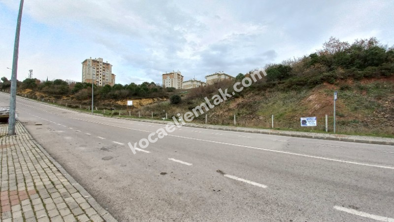 İzmit Akpınar TOKİ Konutları Evleri Satılık Daire 