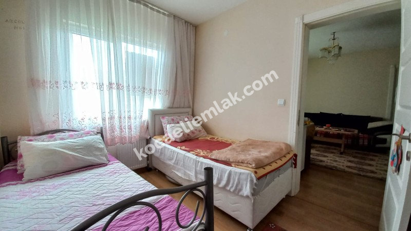 İzmit Akpınar TOKİ Konutları Evleri Satılık Daire 
