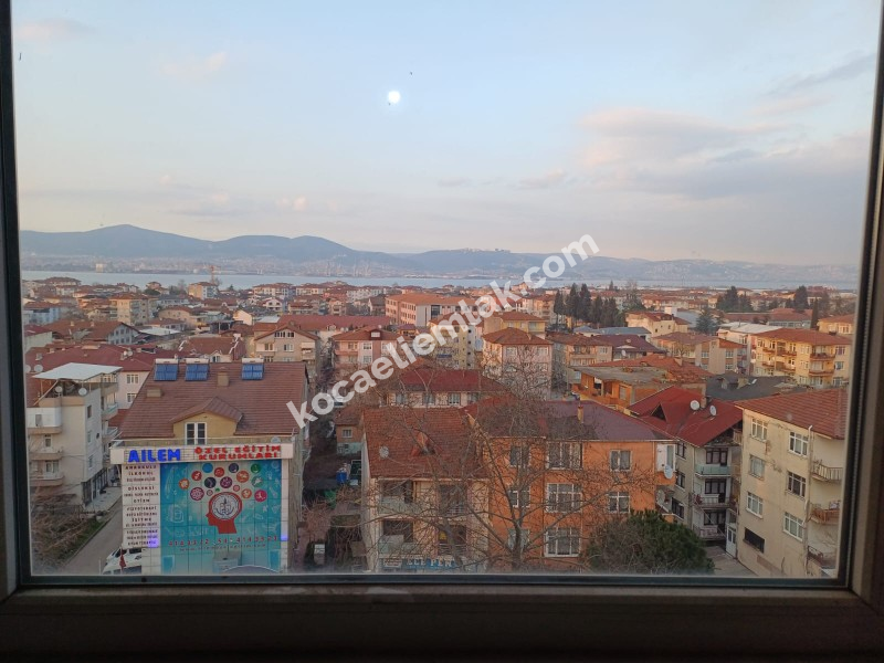GÖLCÜK PİYALEPAŞA SATILIK DENİZ MANZARALI DAİRE