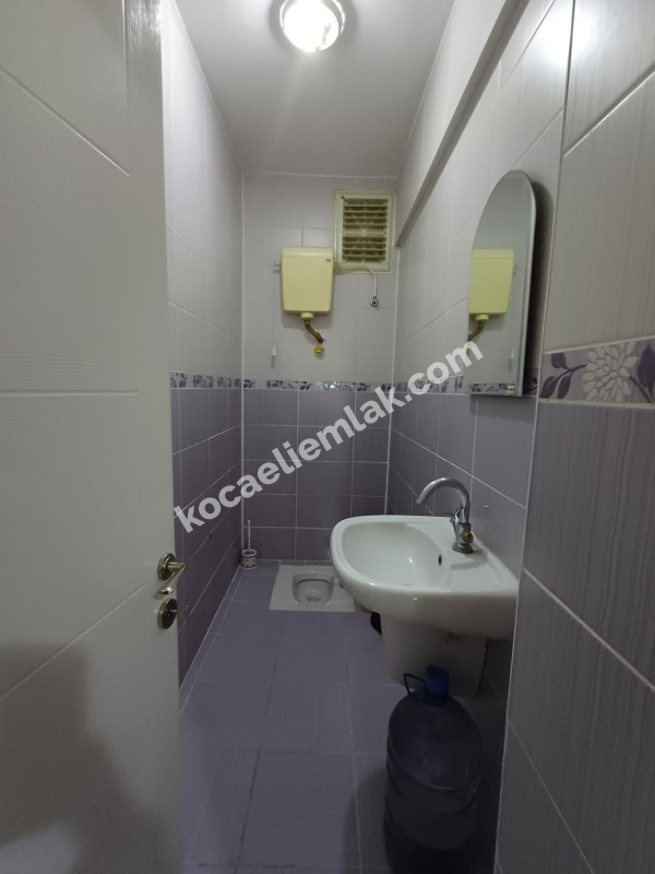 GÖLCÜK PİYALEPAŞA SATILIK DENİZ MANZARALI DAİRE