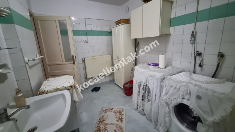 İzmit Merkez Full Eşyalı Kiralık Daire