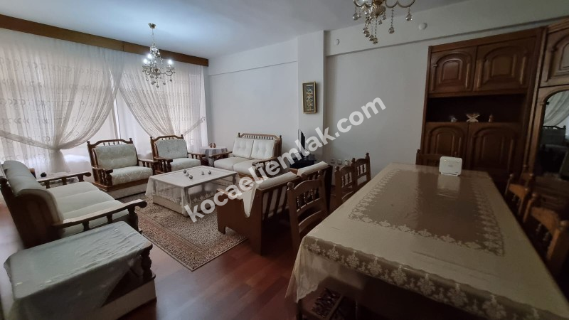 İzmit Merkez Full Eşyalı Kiralık Daire