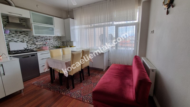 İzmit Merkez Full Eşyalı Kiralık Daire