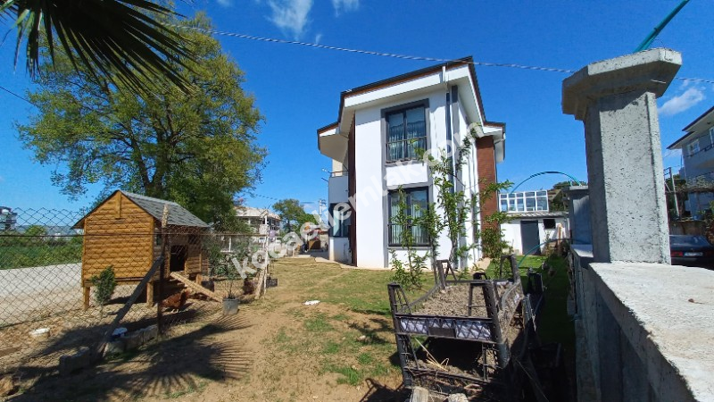 Kartepe Ertuğrulgazi Mahallesi Satılık Müstakil Ev 