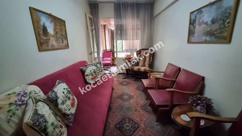 İzmit Merkez İnönü Caddesi Satılık 3+1 Daire
