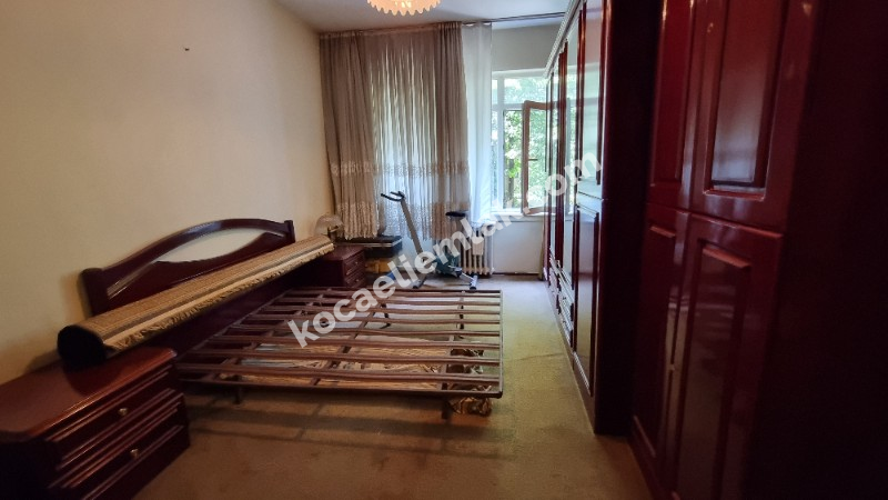 İzmit Merkez İnönü Caddesi Satılık 3+1 Daire