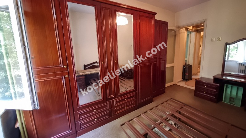 İzmit Merkez İnönü Caddesi Satılık 3+1 Daire