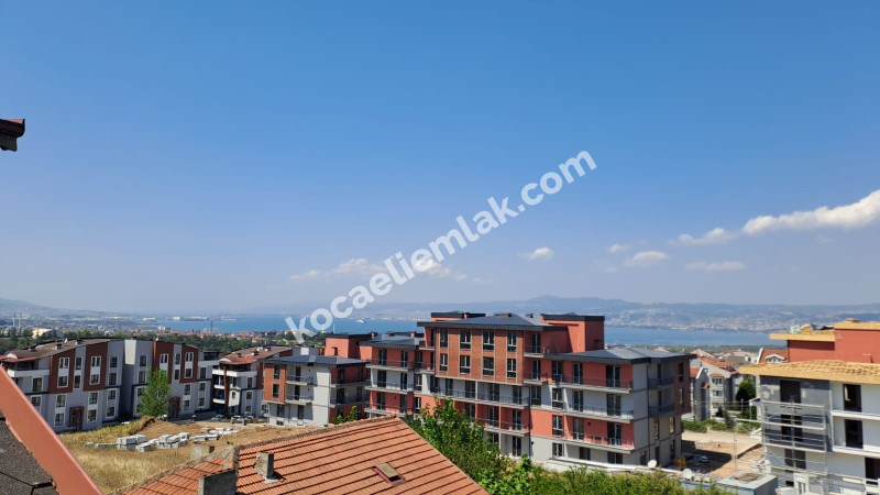 Başiskele Yuvacık Polen Park'ta Deniz Manzaralı Kiralık Daire