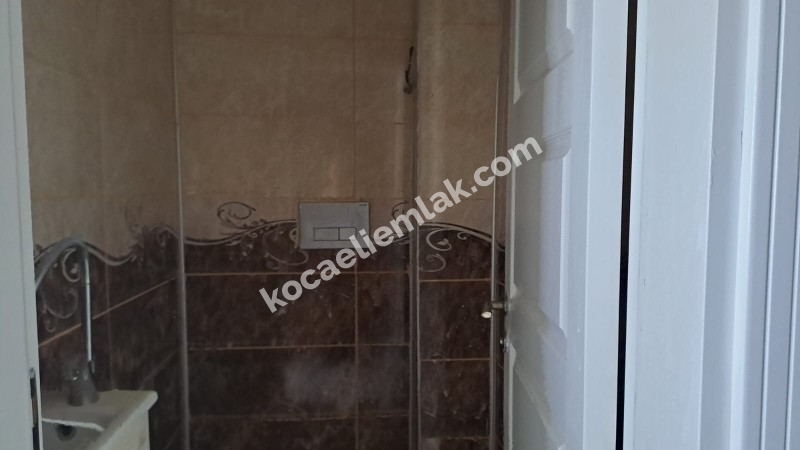 Başiskele Yuvacık Polen Park'ta Deniz Manzaralı Kiralık Daire
