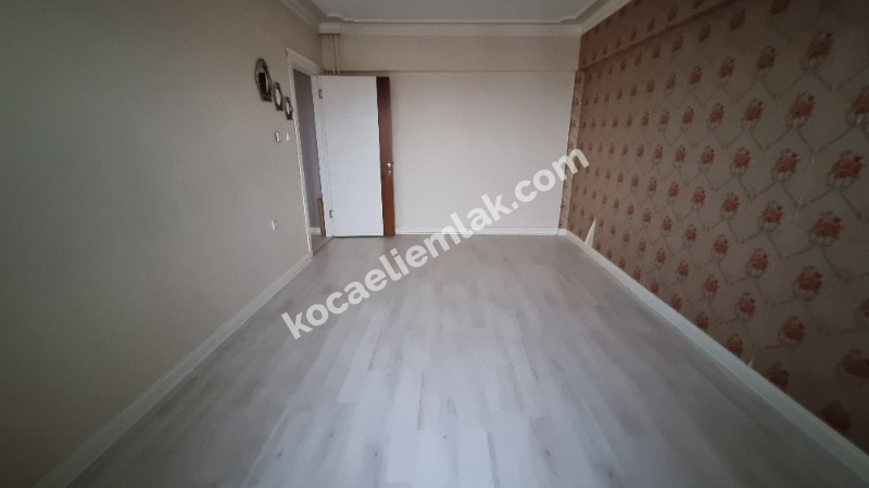 İzmit Kozluk Mahallesi Merkez Satılk Daire Ev 