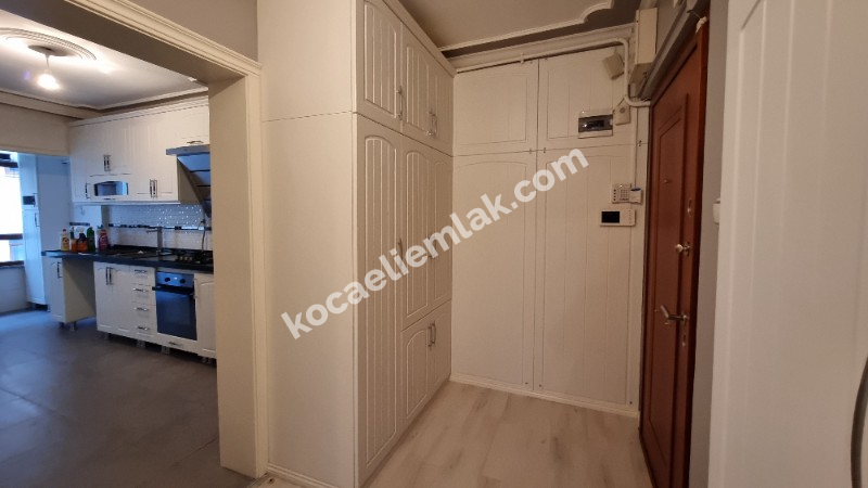 İzmit Kozluk Mahallesi Merkez Satılk Daire Ev 