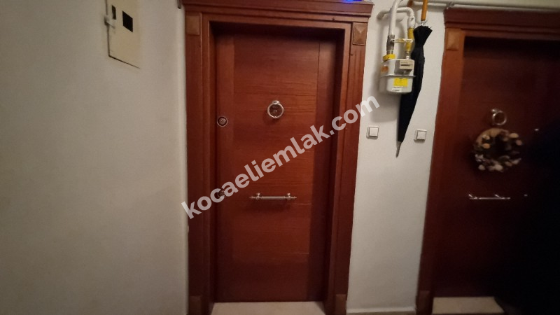 İzmit Kozluk Mahallesi Merkez Satılk Daire Ev 