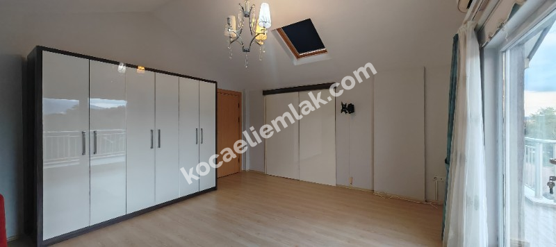 Sarımeşe Konakları Satılık Çatı Dubleks Daire 