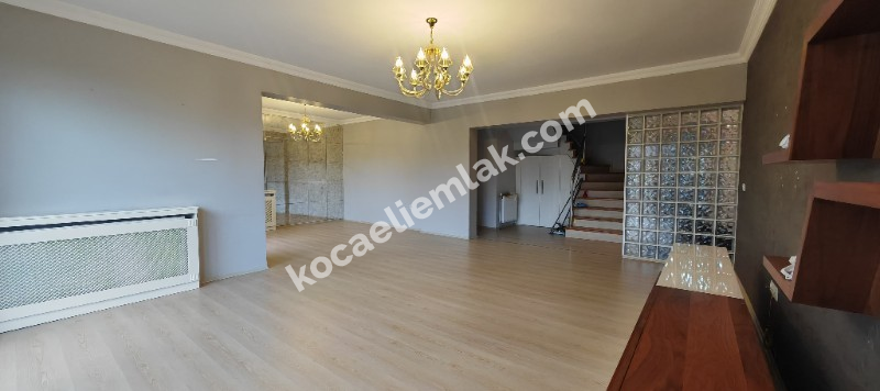 Sarımeşe Konakları Satılık Çatı Dubleks Daire 