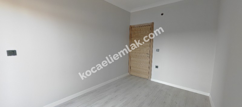 Kartepe İstasyon Mahallesi Satılık Çatı Dubleks Daire
