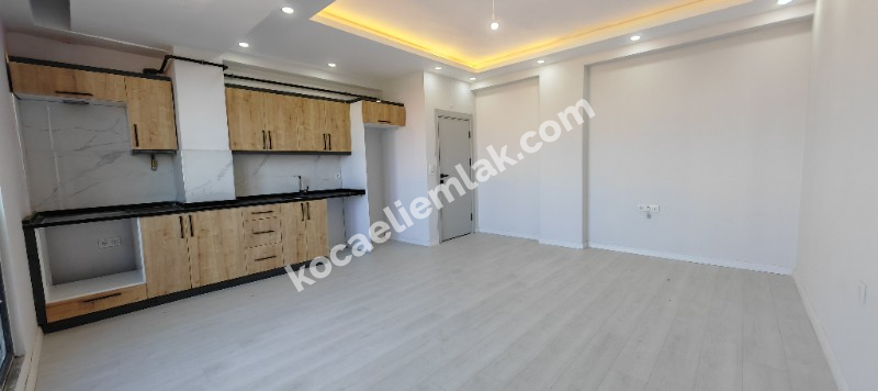 Kartepe Ertuğrul Gazi Mahallesi 1+1 Satılık Daire