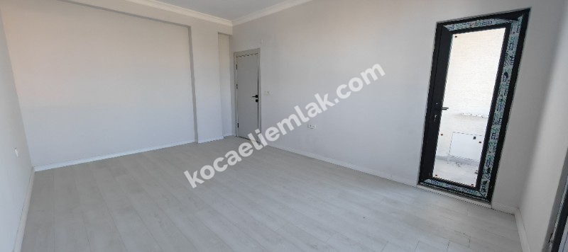 Kartepe Ertuğrul Gazi Mahallesi 1+1 Satılık Daire