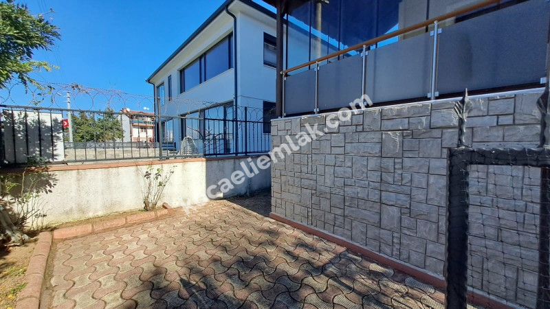 DEĞİRMENDERE TOPÇULAR SATILIK TRİPLEKS VİLLA