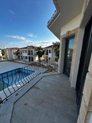 Kıbrıs İskele Long Beach Bölgesinde Satılık 2+1 İkiz Villa 